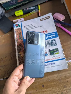 Tecno Spark 8C 64 GB Gray