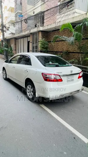 Toyota Premio 1.8 Front-Wheel Drive 2016 Pearl