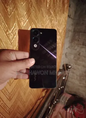 Vivo Y04 128 GB Green