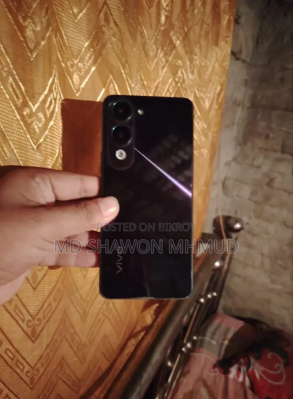Vivo Y04 128 GB Green
