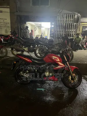 কিওয়ে আরকেএস ১৫০ সিবিএস এডিশন ২০১৮ লাল