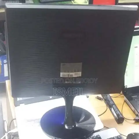 Samsung 24" Fullfresh Monitor