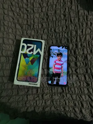 Samsung Galaxy M20 32 GB Blue