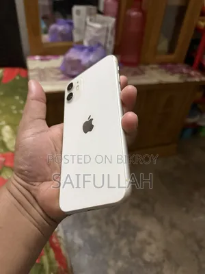 অ্যাপল আইফোন ১১ ১২৮ জিবি হোয়াইট