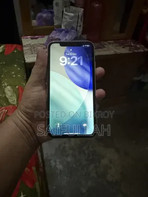 অ্যাপল আইফোন ১১ ১২৮ জিবি হোয়াইট