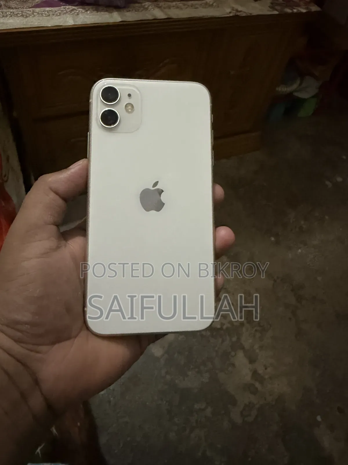 অ্যাপল আইফোন ১১ ১২৮ জিবি হোয়াইট