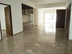 গুলশানে ভাড়ার জন্য ফার্নিশড ৪-বেডরুম অ্যাপার্টমেন্ট