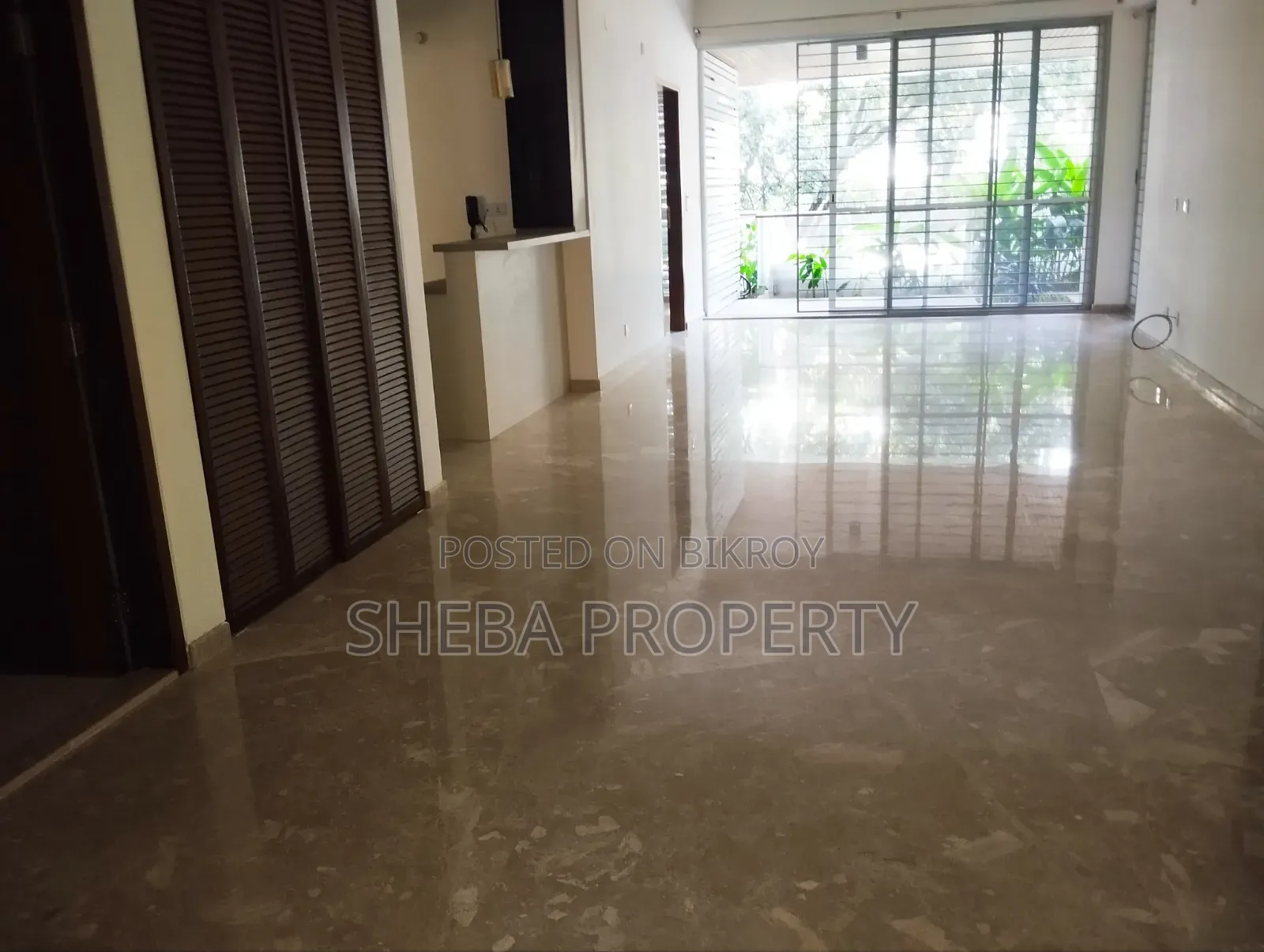 Furnished 4-Bedroom Apartment in Gulshan for rent