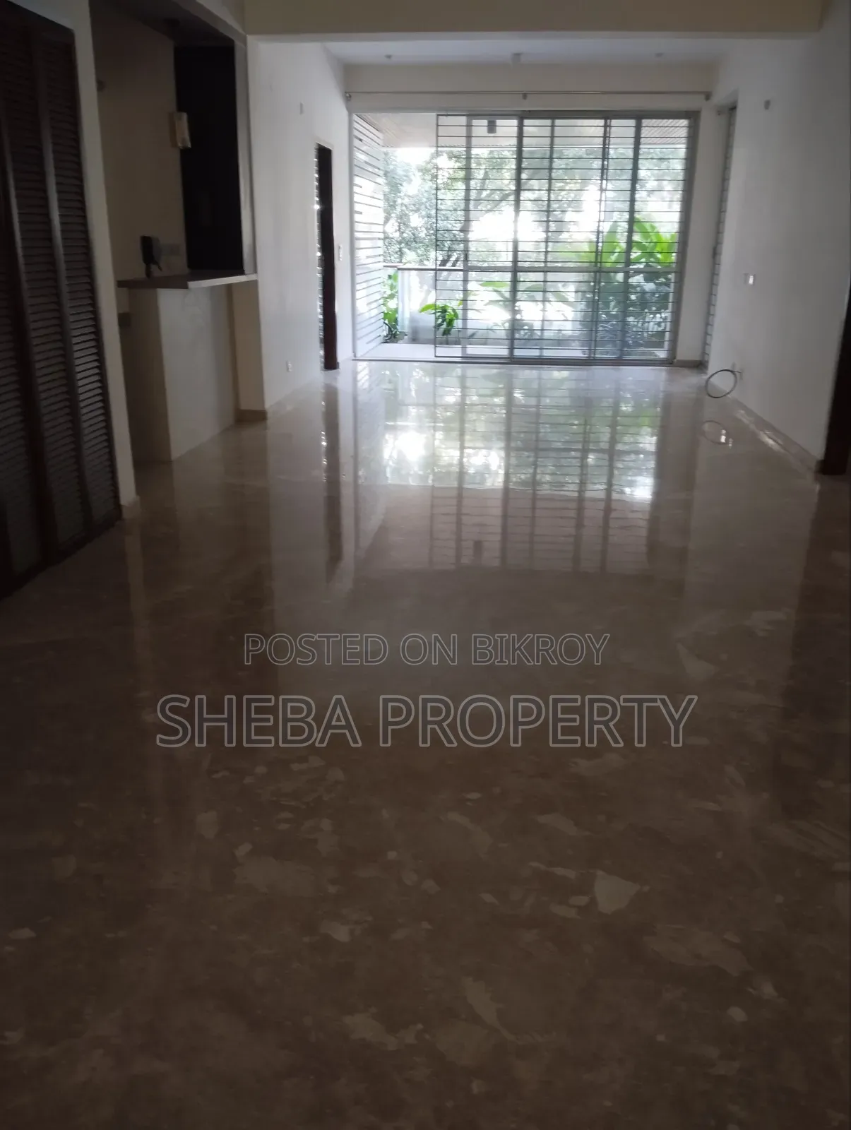 Furnished 4-Bedroom Apartment in Gulshan for rent