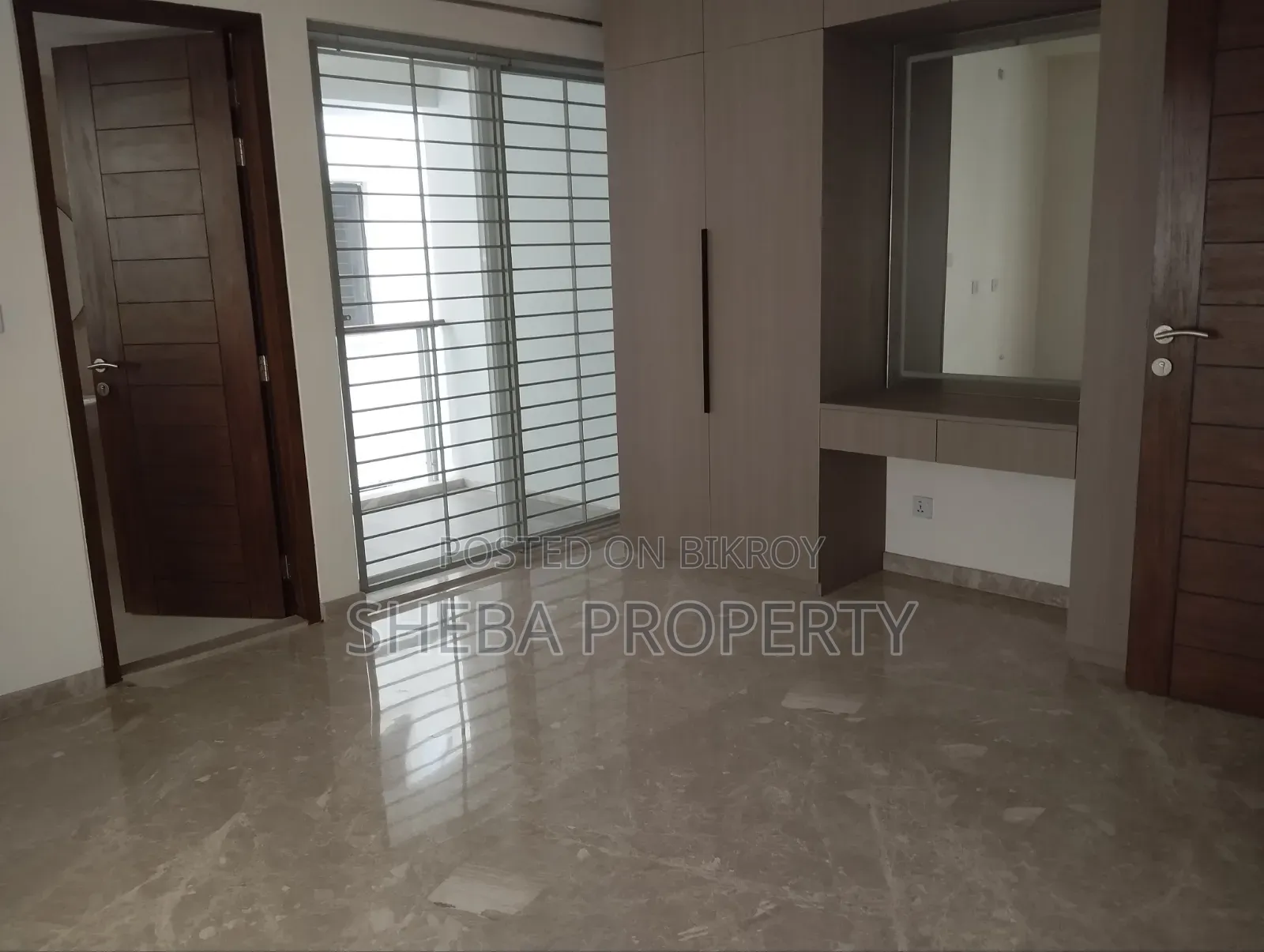 Furnished 4-Bedroom Apartment in Gulshan for rent