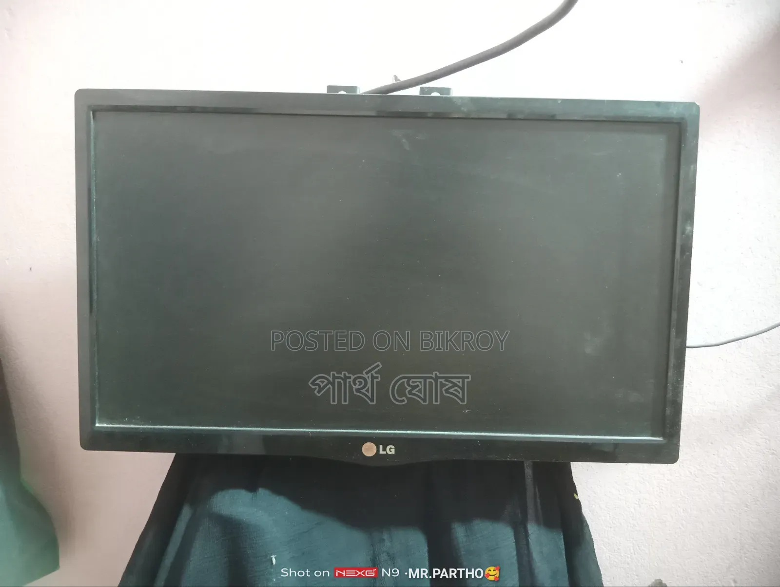 An LG LED TV will be sold. 18.5 inch,