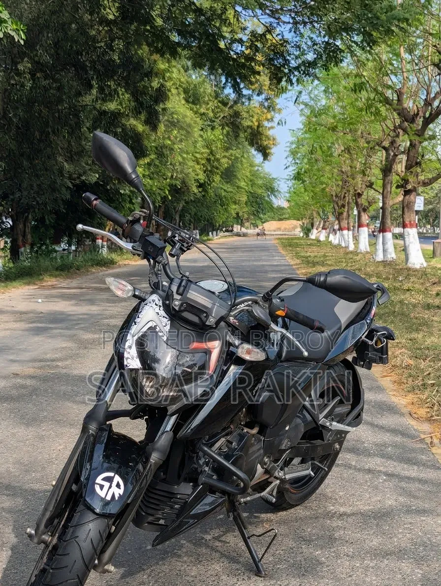TVS Apache RTR 160 4V 2021 Black