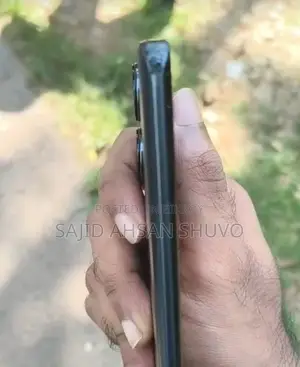 রিয়েলমি ১০ প্রো প্লাস ১২৮ জিবি ব্ল্যাক