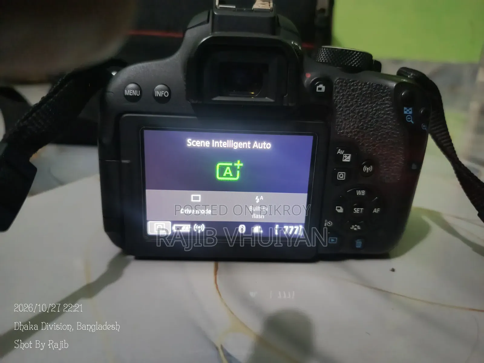 ক্যানন ৮০০ডি দুটি লেন্সসহ