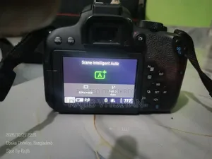 ক্যানন ৮০০ডি দুটি লেন্সসহ