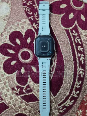 Smart Watch for Sale – Like New With Box & Charger