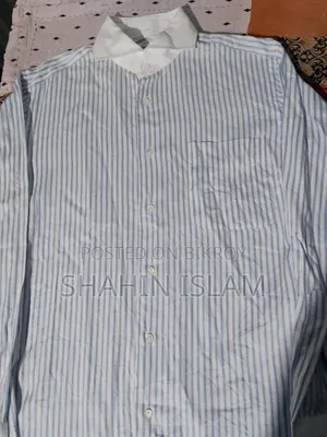 Shirt ti Ekdom Vlo Maner