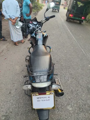 বাজাজ ডিসকাভার ১০০ ২০১২ কালো