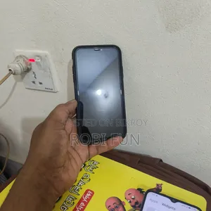 অ্যাপল আইফোন ১১ ৬৪ জিবি ব্ল্যাক