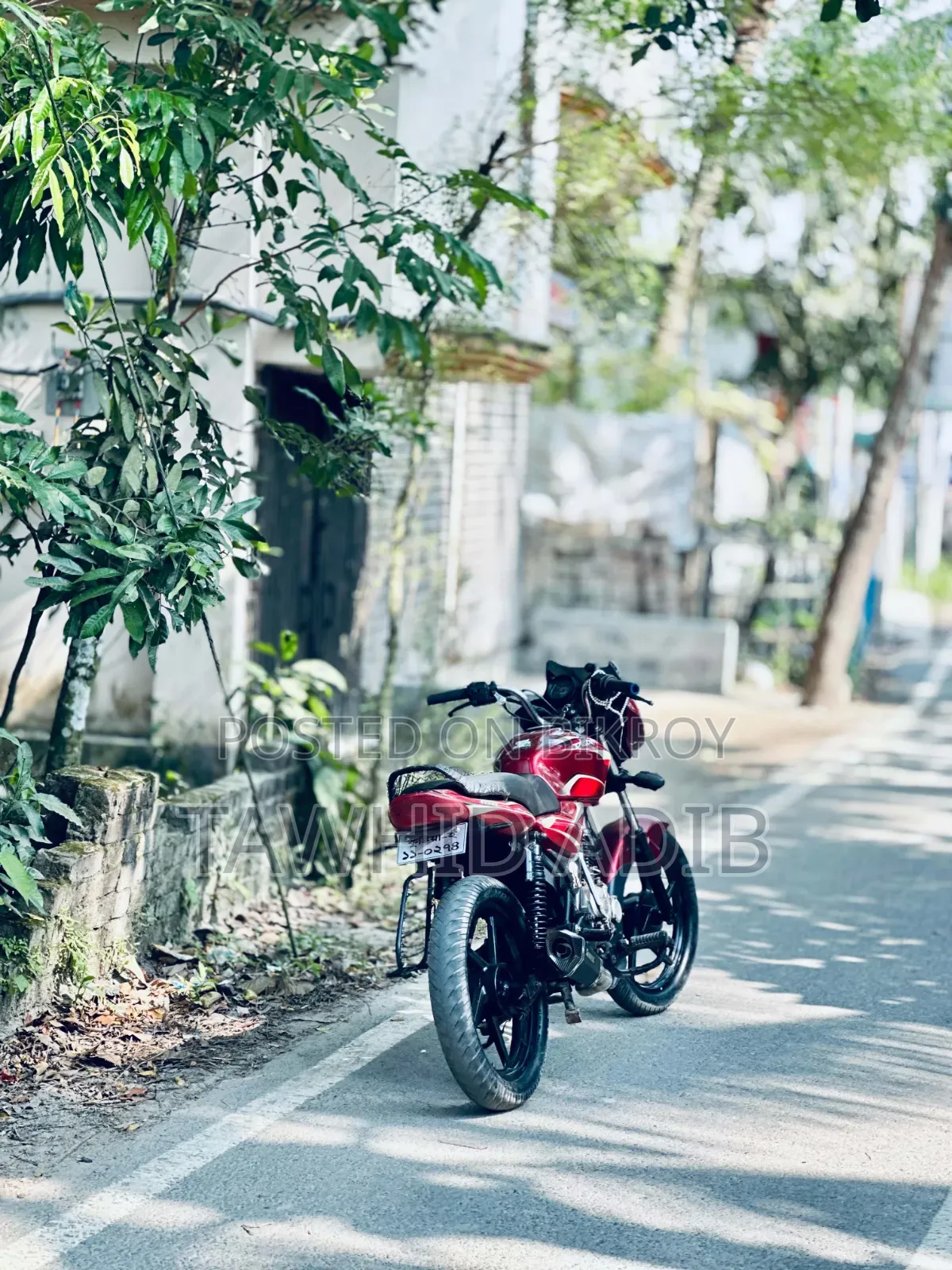 Bajaj Discover 100 2012 Red