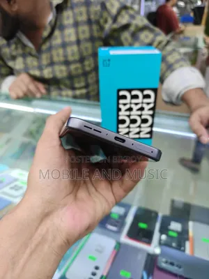 ওয়ানপ্লাস নর্ড ৫ ৫১২ জিবি ব্ল্যাক