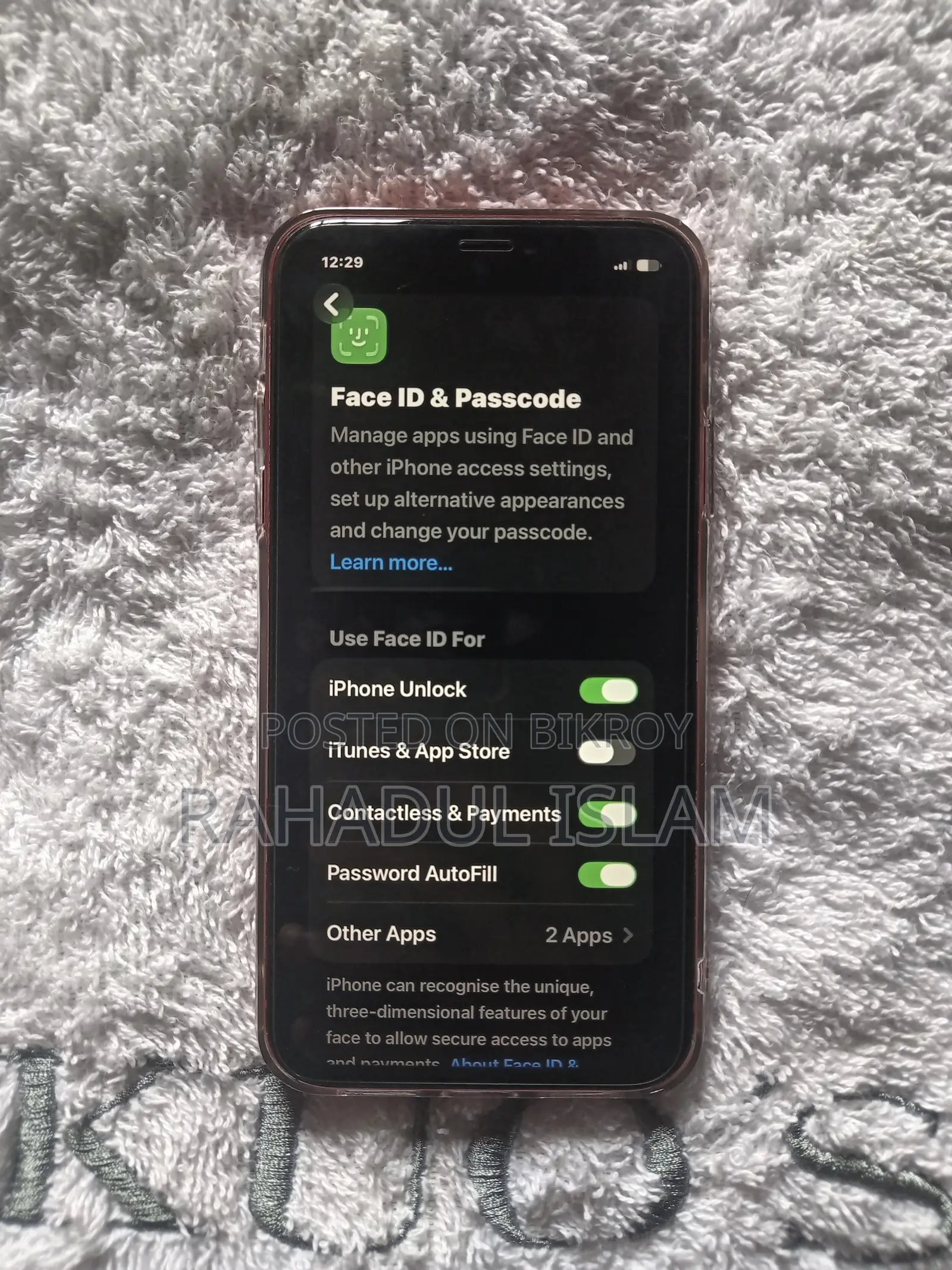 New Apple iPhone 11 128 GB Red