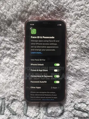 New Apple iPhone 11 128 GB Red