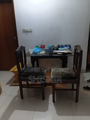 এন্টিক ডাইনিং টেবিল