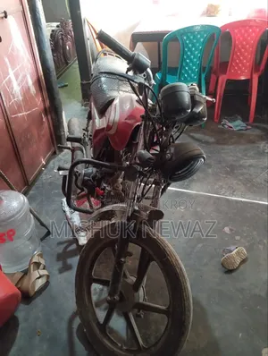 রোডমাস্টার প্রাইম ১০০ ২০১৮ রেড