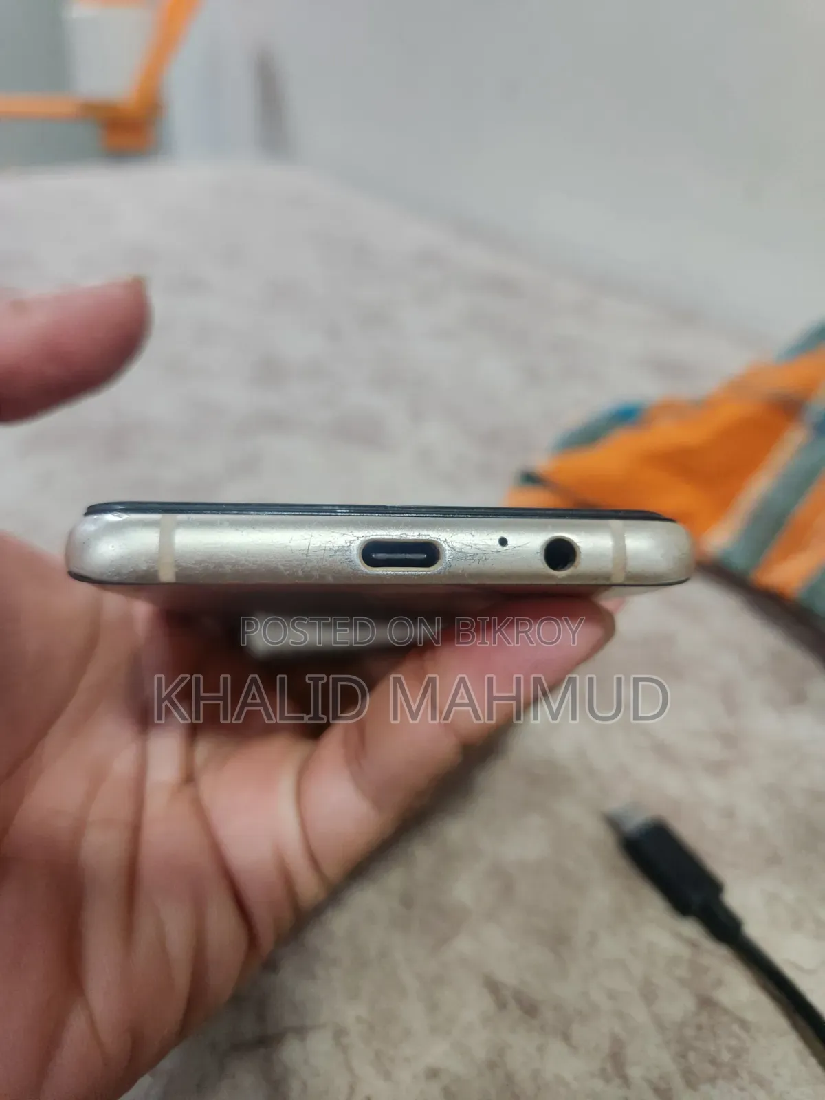 স্যামসাং গ্যালাক্সি এ৮ প্লাস ৬৪ জিবি গোল্ড