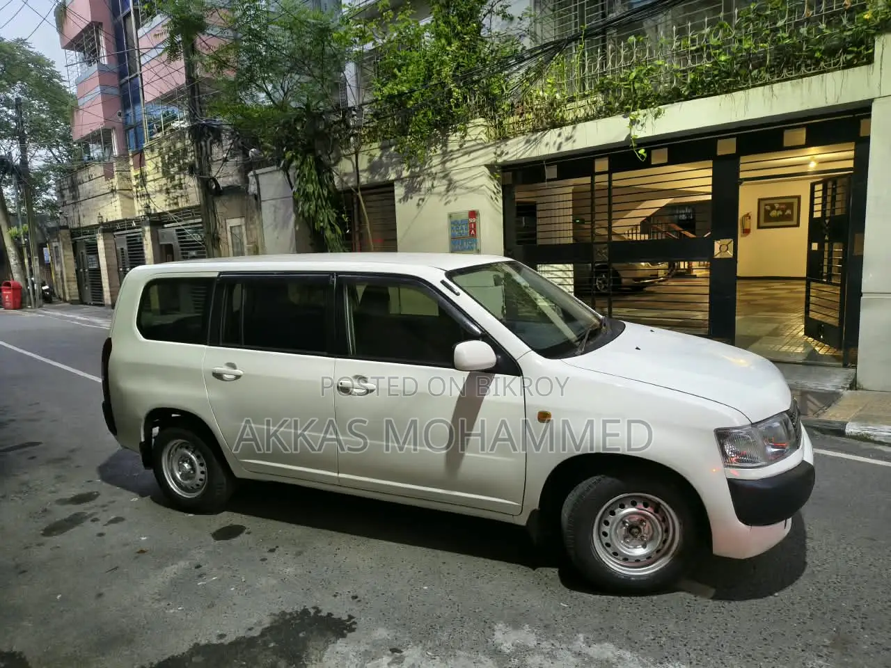 Toyota Probox 1.5 F Two-Wheel Drive 2011 White