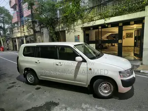 Toyota Probox 1.5 F Two-Wheel Drive 2011 White
