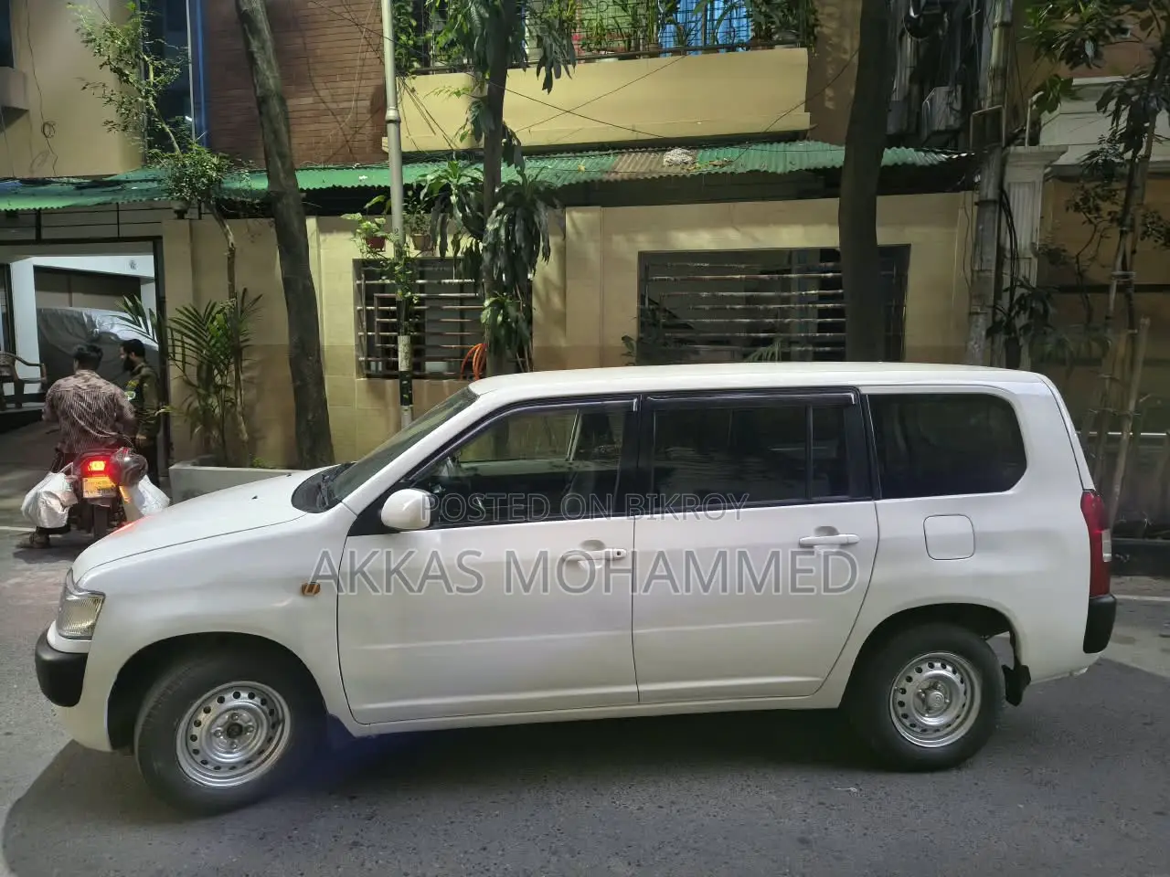 Toyota Probox 1.5 F Two-Wheel Drive 2011 White
