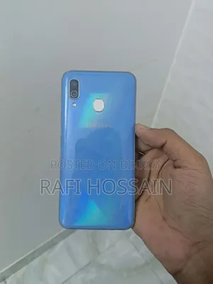 Samsung Galaxy A40 64 GB Blue