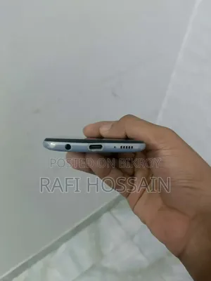 স্যামসাং গ্যালাক্সি এ৪০ ৬৪ জিবি নীল