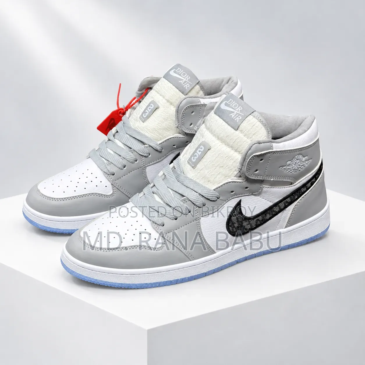 Dior X Air Jordan 1 Retro High (DR001) Sneakers