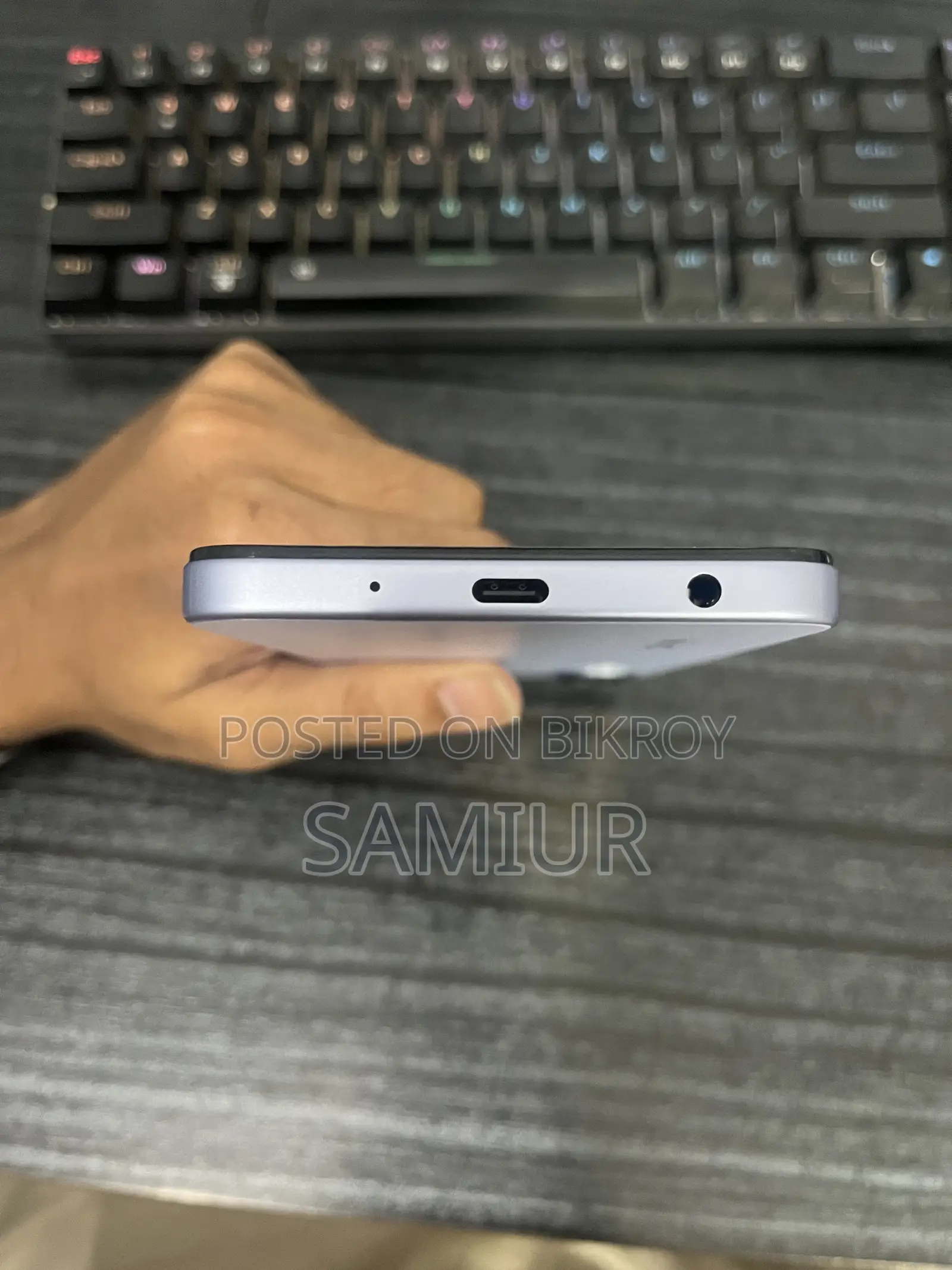 Vivo Y05 64 GB Blue