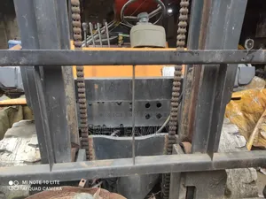 ফ্রক লিফট বিক্রি করা হবে