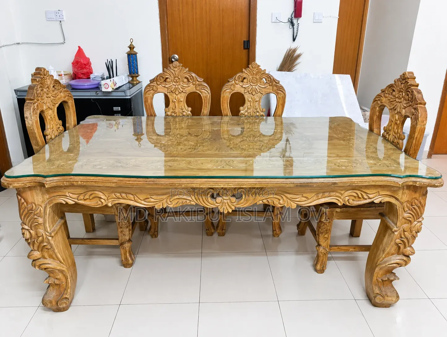 Segun Dining Table