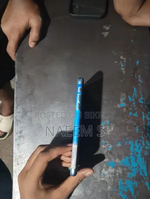 অ্যাপল আইফোন এক্সআর ৬৪ জিবি নীল