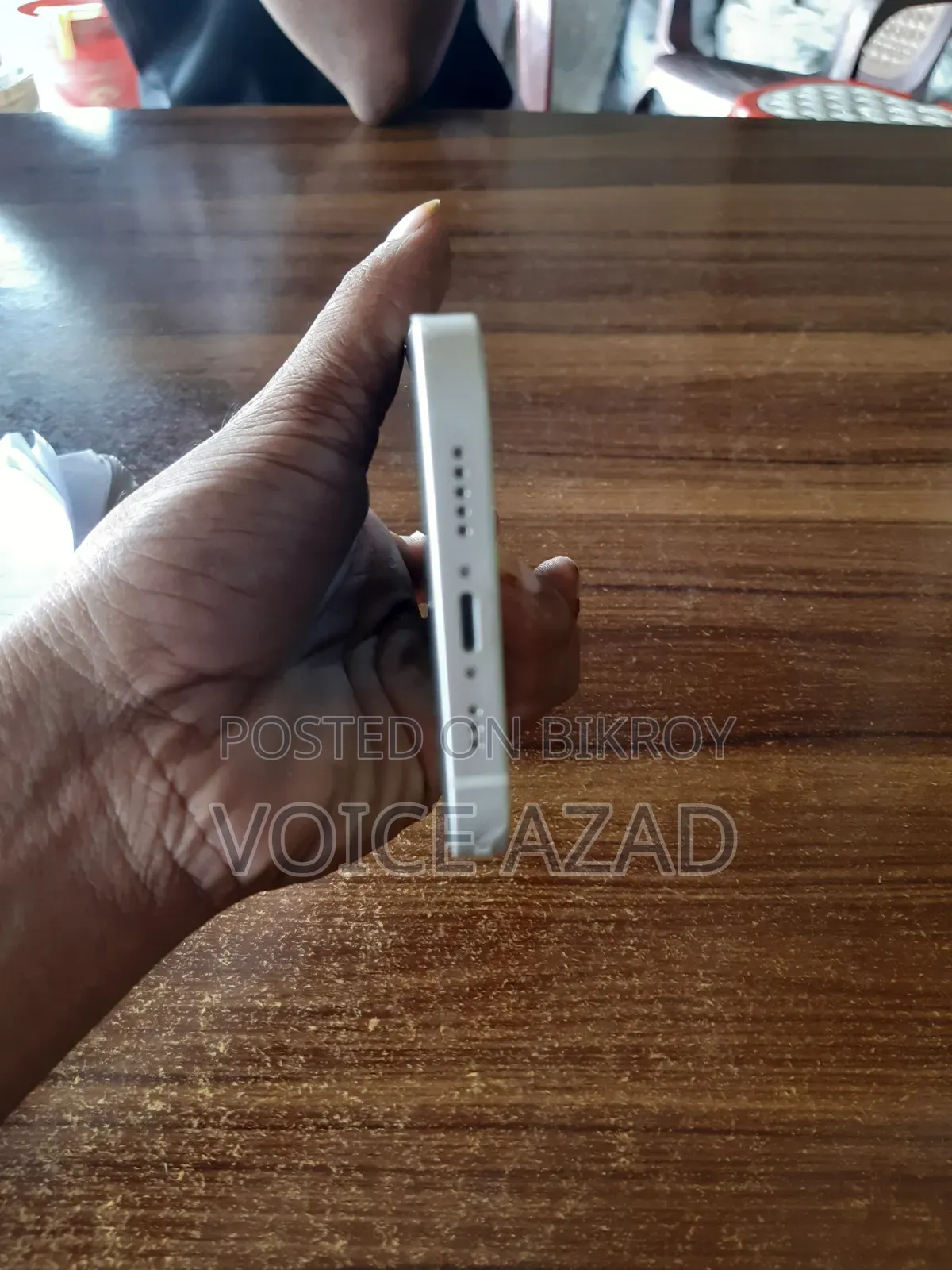 অ্যাপল আইফোন ১৩ ১২৮ জিবি হোয়াইট