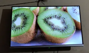 32" New Toshiba, Only 3 Month Used, Complete Set