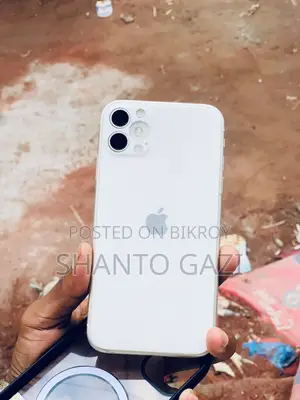 অ্যাপল আইফোন ১১ ১২৮ জিবি হোয়াইট