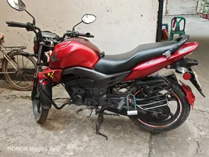 হন্ডা সিবিআর ২০১৮ রেড