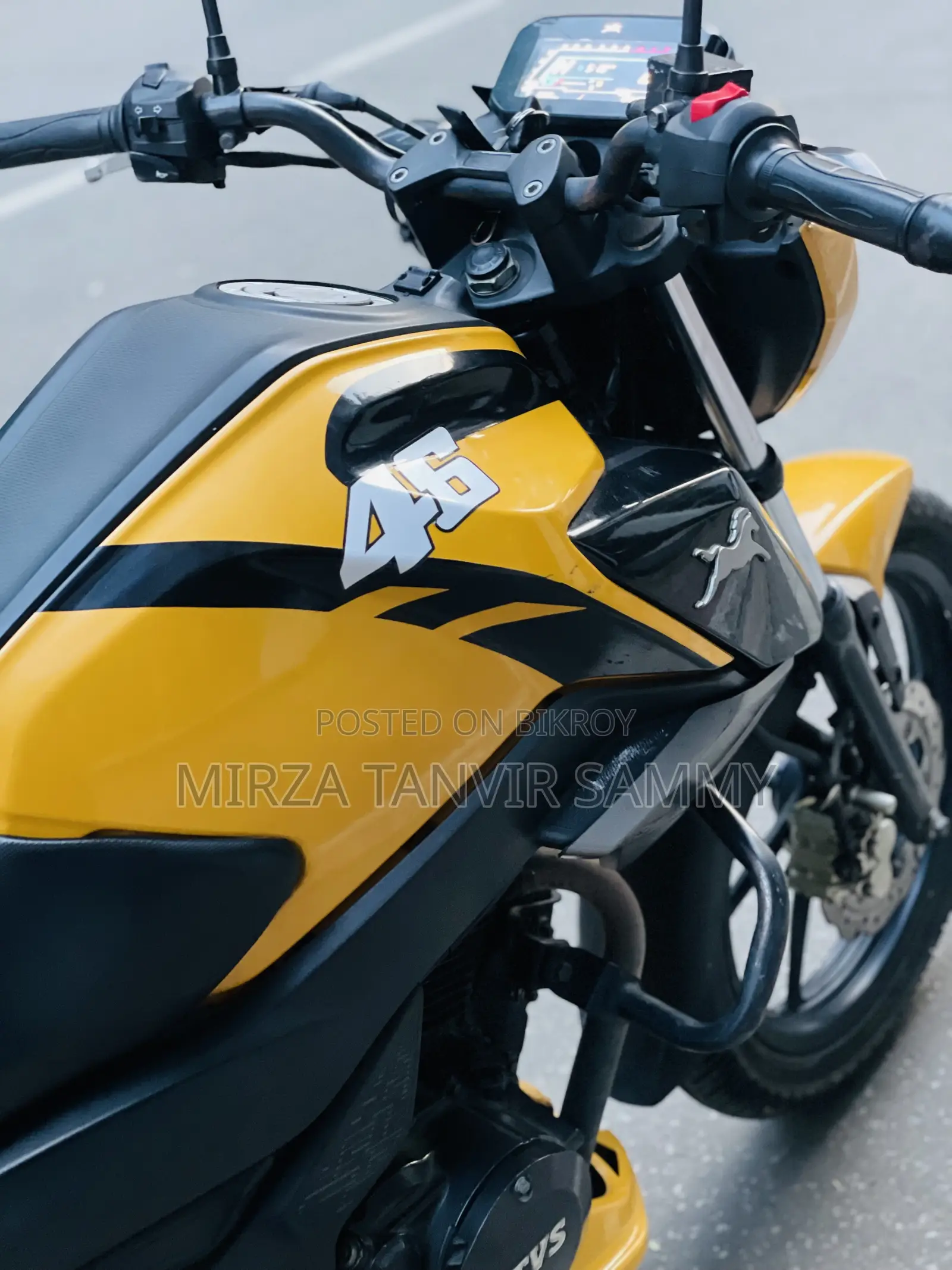 TVS Raider 125 2022 Yellow