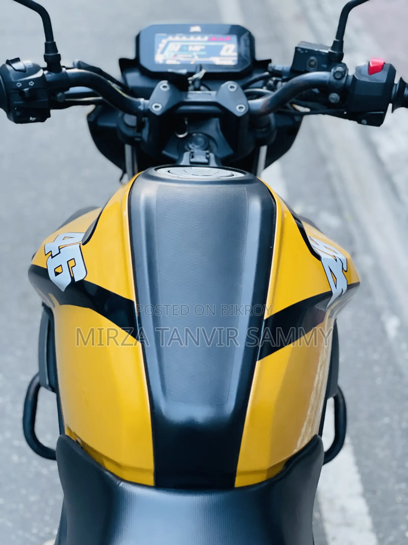 TVS Raider 125 2022 Yellow
