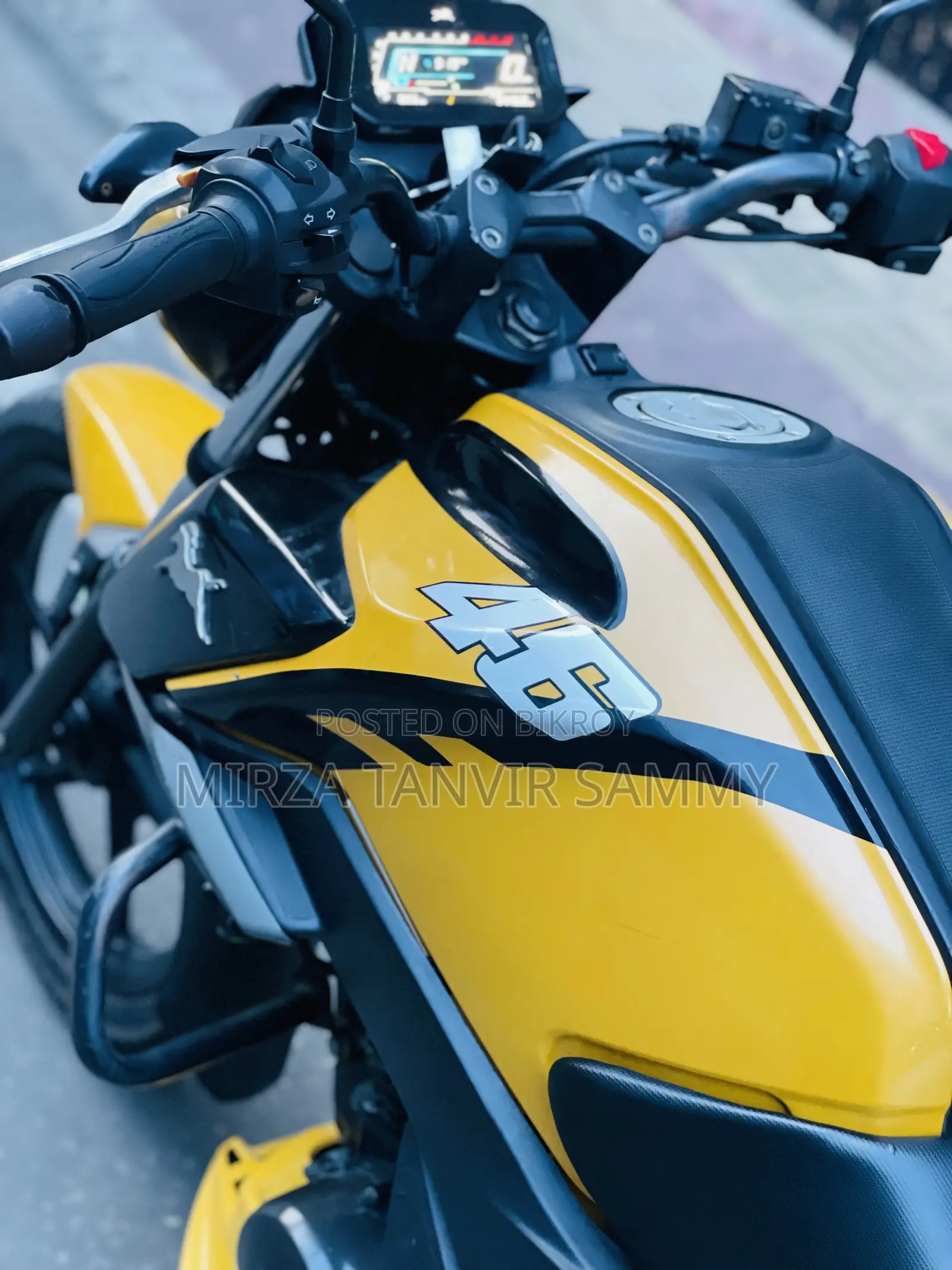 TVS Raider 125 2022 Yellow