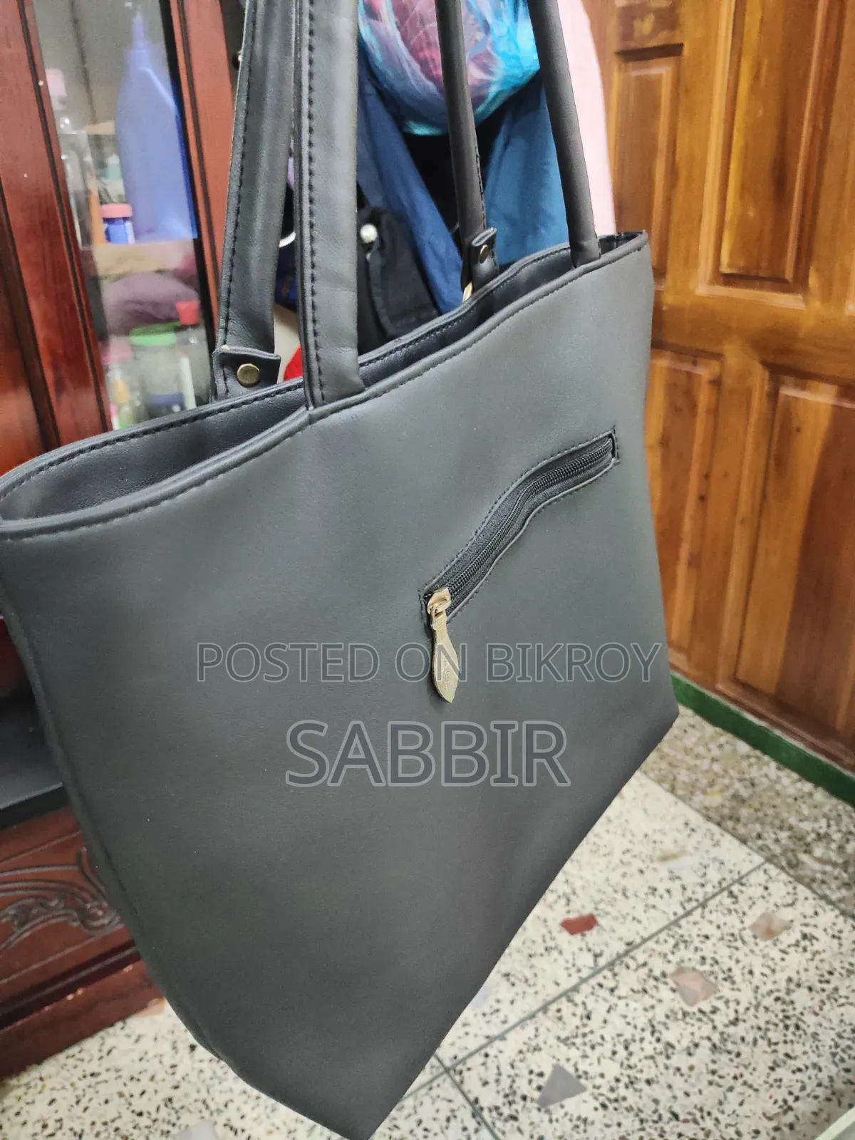 লেডিস পার্স