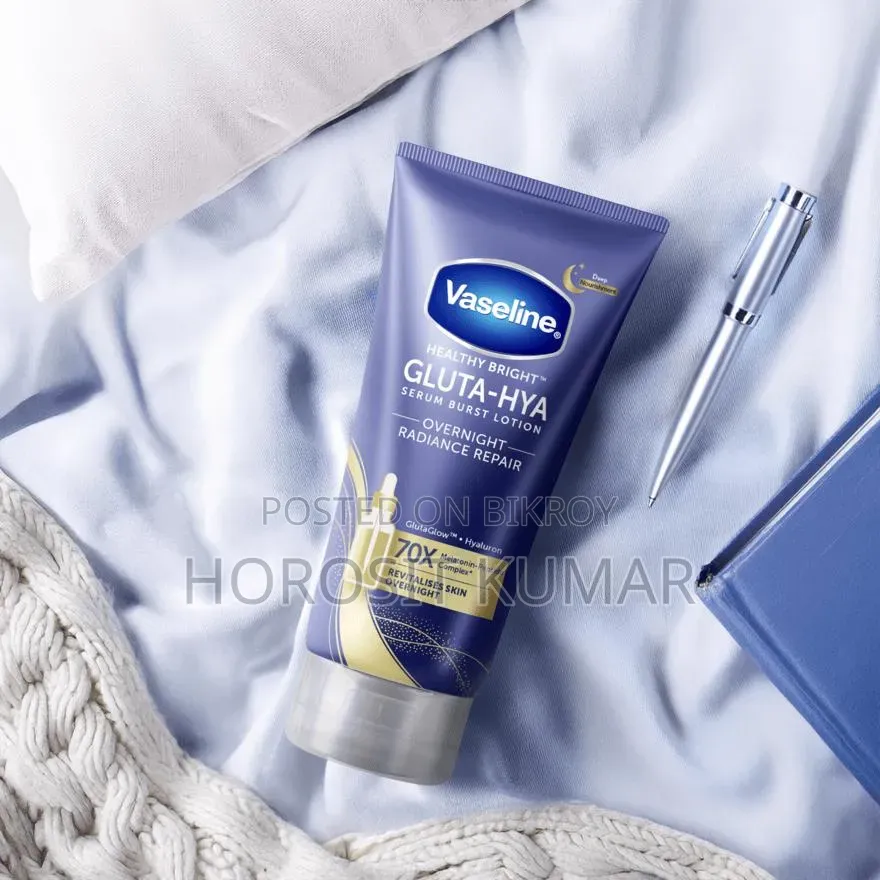 Vaseline Gluta-Hya Lotion 300ml