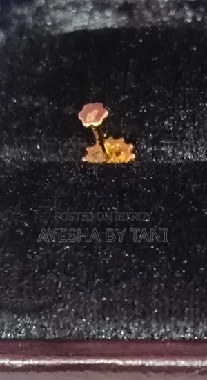 Brand New, Gold Nose Pin, Please Check Before Buying